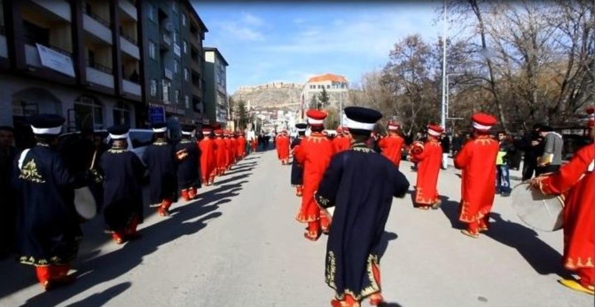 Kurtuluş G&uuml;n&uuml; T&ouml;renleri Mehteranla Renklendi