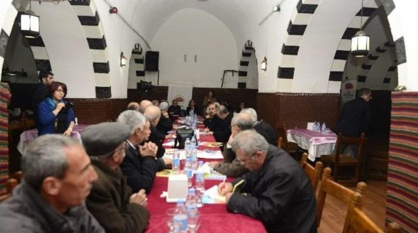 Farklı İnan&ccedil;larla Diyarbakır&rsquo;ın Sorunları Konuşuldu