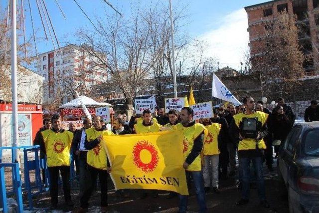 Eğitim-sen Bulanık Temsilciliği, ’21 Şubat Dünya Anadil Günü’ İçin Basın Açıklaması Yaptı