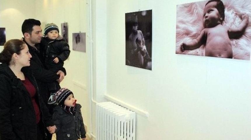 Doğum Fotoğrafları Sergisi İlgi G&ouml;r&uuml;yor