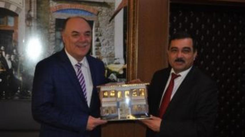 Manisa Milli Eğitim M&uuml;d&uuml;r&uuml;ne Ziyaret