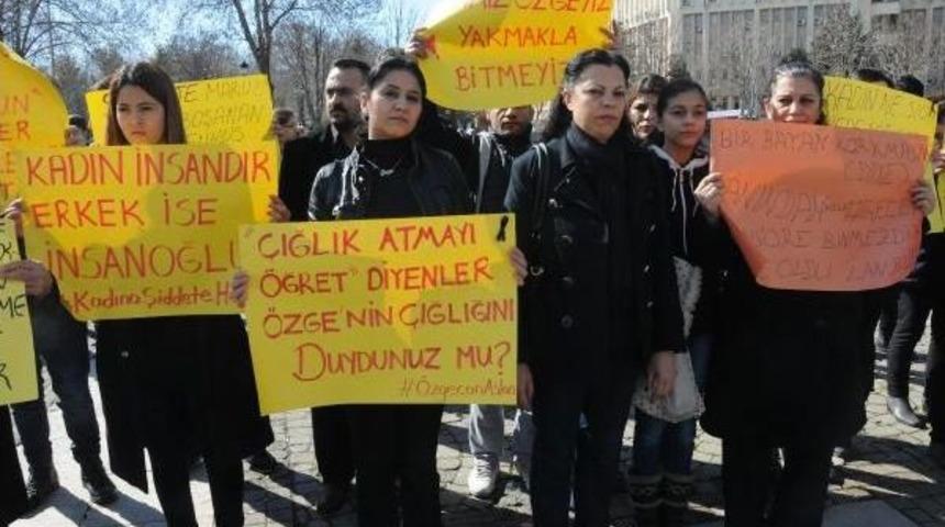 Gaziantep'te &Ouml;zgecan Aslan'ın &Ouml;ld&uuml;r&uuml;lmesi Protestosu