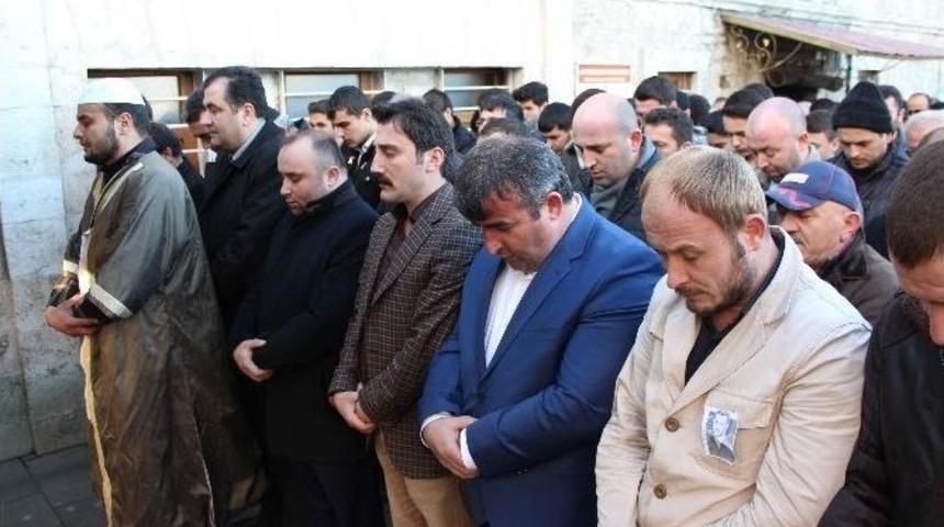 Ordu&rsquo;da Fırat &Ccedil;akıroğlu İ&ccedil;in Gıyabi Cenaze Namazı