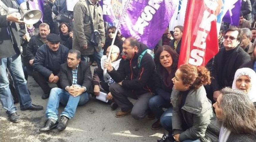 Taksim&rsquo;de İ&ccedil; G&uuml;venlik Paketi Protestosu