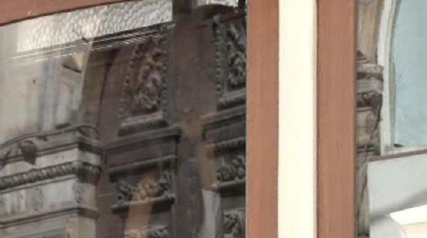 Adriana Lima'nın Eylem Şaşkınlığı