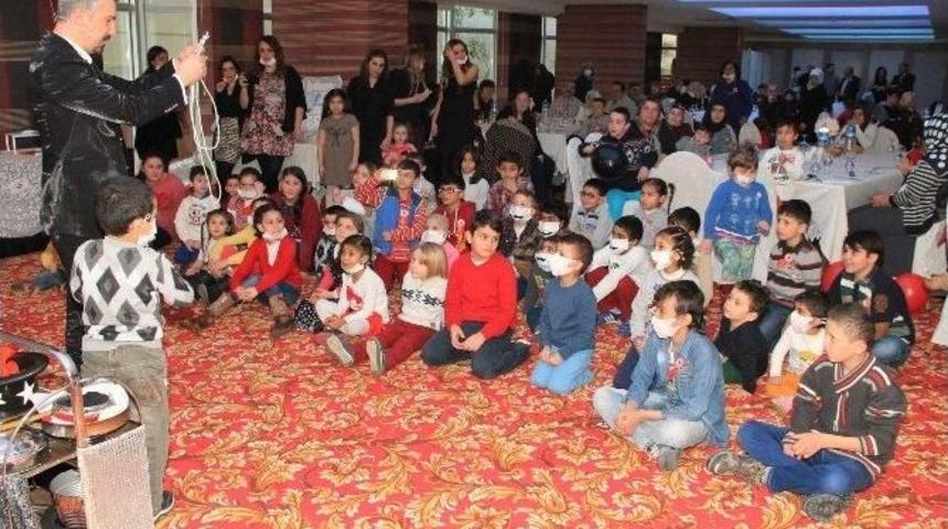 L&ouml;semili &Ccedil;ocuklara Eğlence