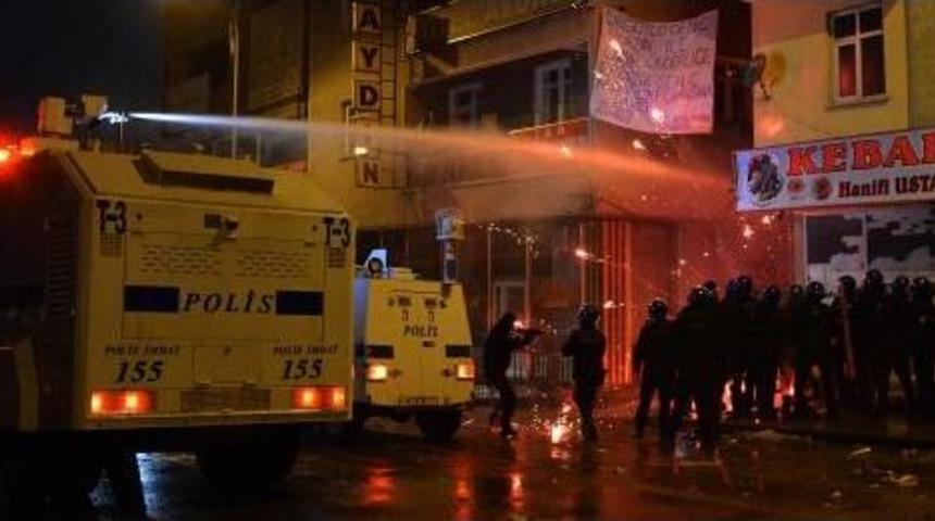 Erzurum'da &Uuml;lk&uuml;c&uuml;lerin Y&uuml;r&uuml;y&uuml;ş&uuml;nde Olay; 3 Hdp'li Yaralı