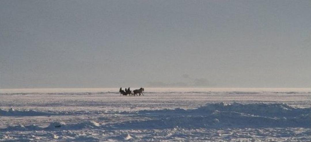 &Ccedil;ıldır G&ouml;l&uuml;&rsquo;nde Atlı Kızak Keyfi