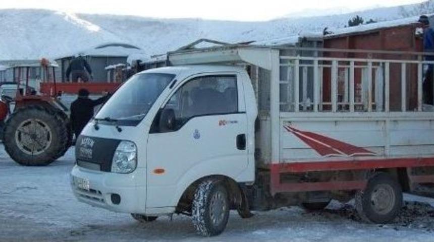 Tatvan&rsquo;da K&ouml;m&uuml;r Dağıtımı Tamamlandı