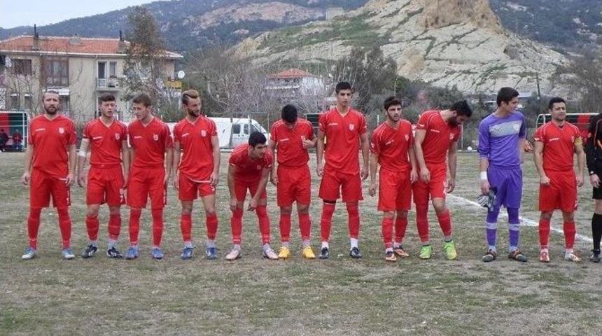 Fo&ccedil;a Belediyespor İle &Ccedil;andarlı Belediyespor Berabere Kaldı