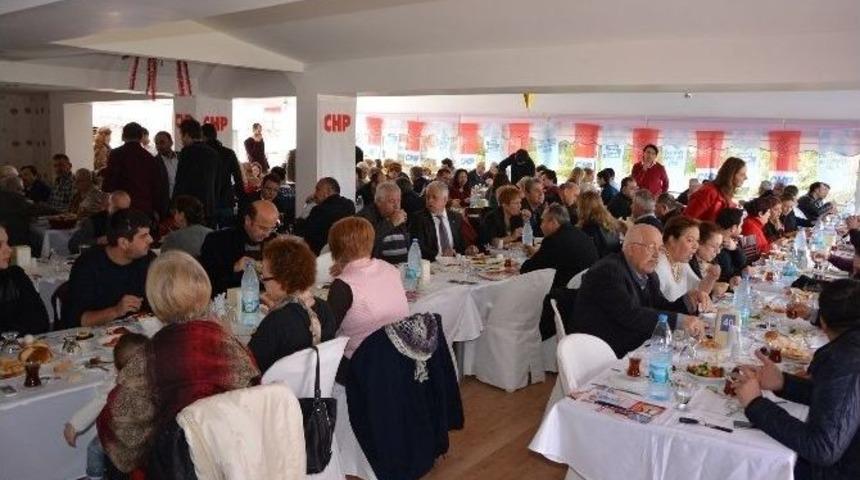 Urla Chp&rsquo;de Birlik Ve Dayanışma Kahvaltısı