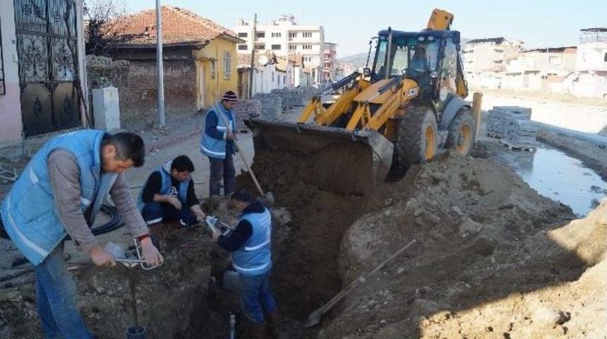 Aski&rsquo;den İl&ccedil;ayı Deresinin İki Yakasında Eş Zamanlı &Ccedil;alışma