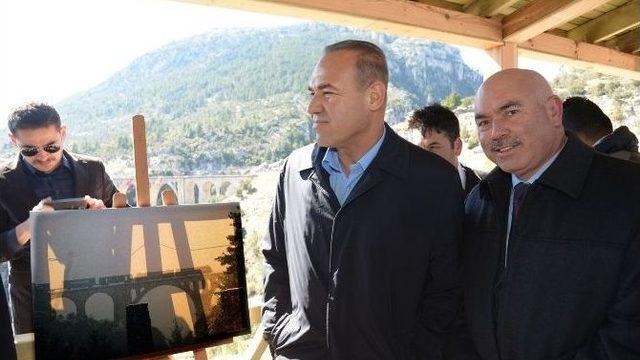 Varda Köprüsü’nde Açık Hava Fotoğraf Sergisi