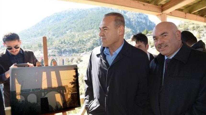 Varda K&ouml;pr&uuml;s&uuml;&rsquo;nde A&ccedil;ık Hava Fotoğraf Sergisi