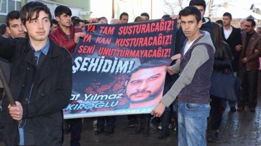 Suşehri &lsquo;fırat Yılmaz &Ccedil;akıroğlu&rsquo; İ&ccedil;in Y&uuml;r&uuml;d&uuml;