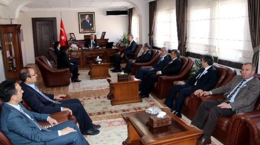 Hakk&acirc;ri&rsquo;de Vergi Haftası Kutlamaları