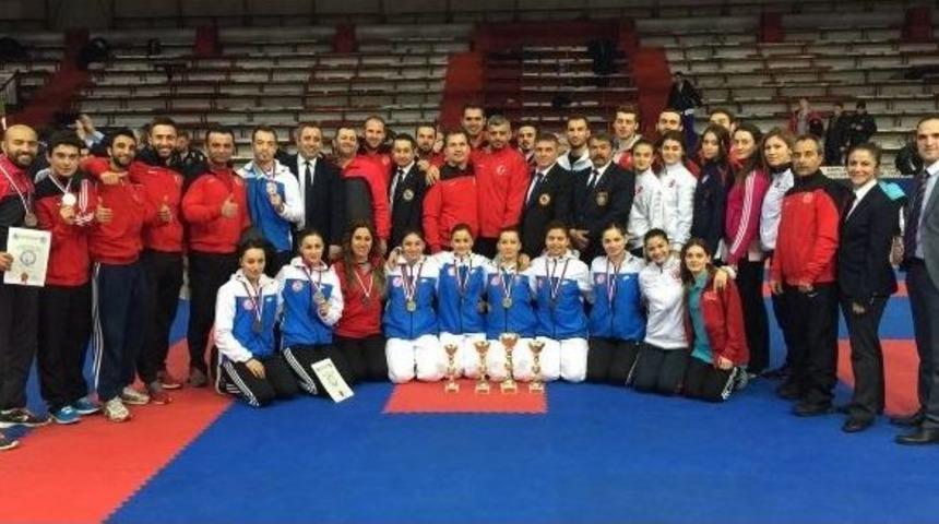Karate Milli Takımı Balkan İkincisi