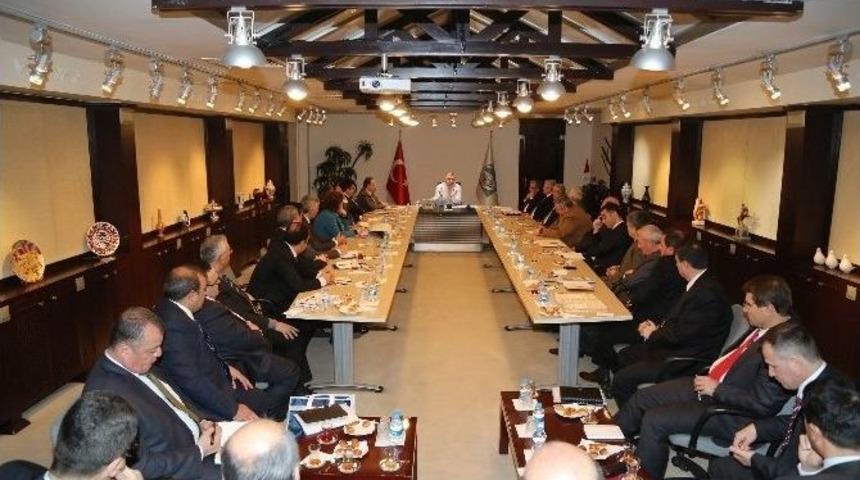 B&uuml;y&uuml;kşehir&rsquo;de Yatırım Ve Değerlendirme Toplantısı