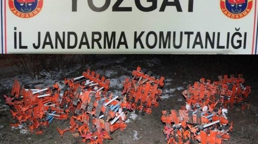 Yozgat Jandarma Hırsızları Su&ccedil;&uuml;st&uuml; Yakaladı