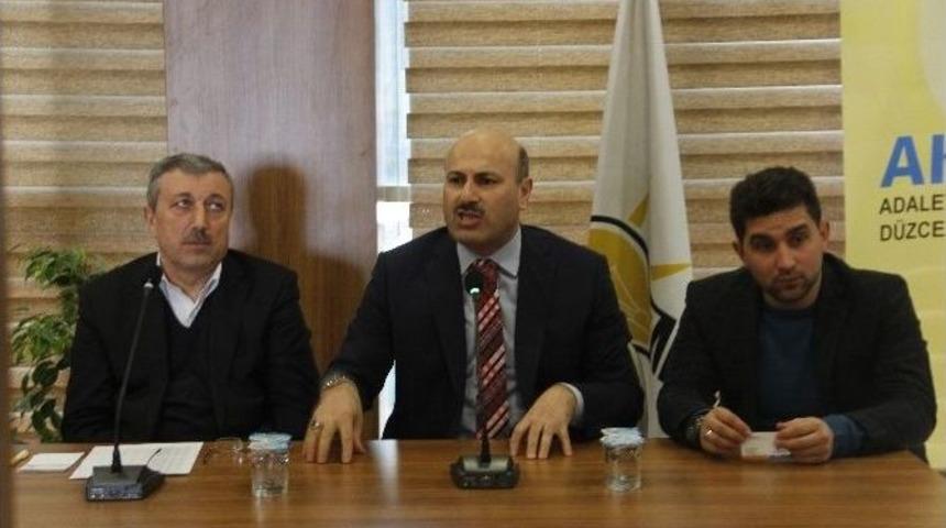 T&uuml;rkyılmaz, Ak Parti İl Teşkilatı İle Bir Araya Geldi