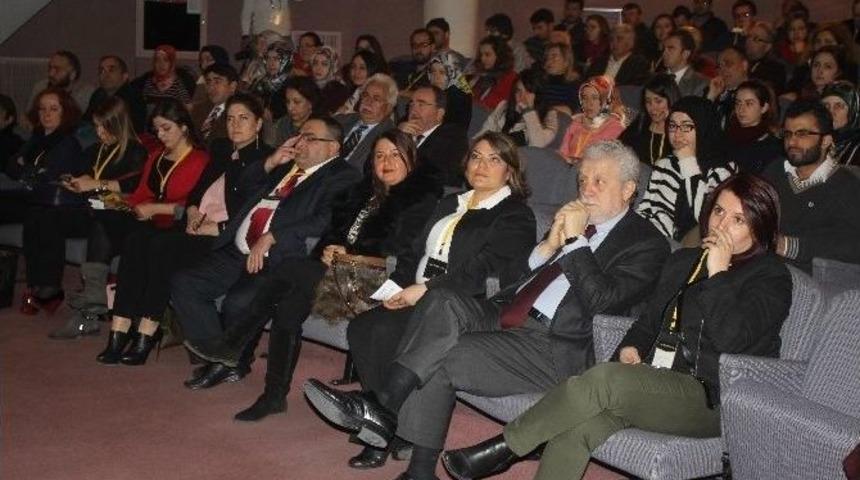 Mimarlık Tarihi Uzmanı Uğur Tanyeli: