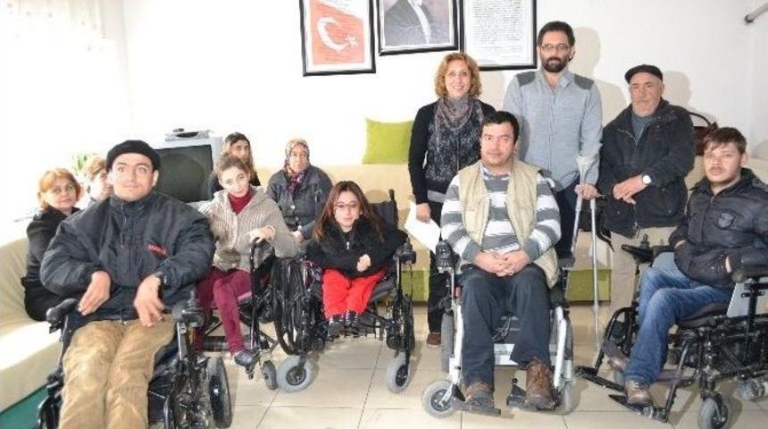 Sakatlar Derneği Şube Başkanı Song&uuml;l &Ccedil;alışkan;