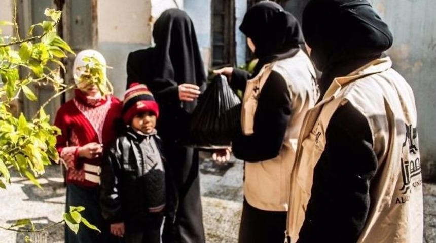 İhh&rsquo;dan 500 Suriyeliye Gıda Paketi