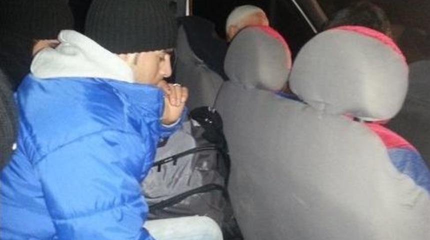 Edirne&rsquo;de 17 Ka&ccedil;ak G&ouml;&ccedil;men Yakalandı