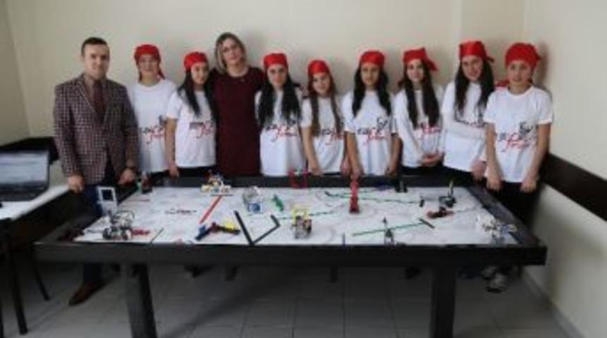 Z&uuml;beyde Hanım Kız Meslek Lisesi Bilim Kahramanları Turnuvasında Yozgat&rsquo;ı Temsil Edecek