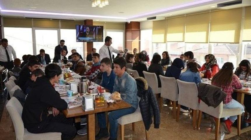 Minik Y&uuml;reklere Sıcak Dokunuş