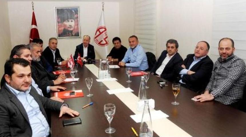 Antalyaspor'da Hami Mandıralı Görevden Alındı