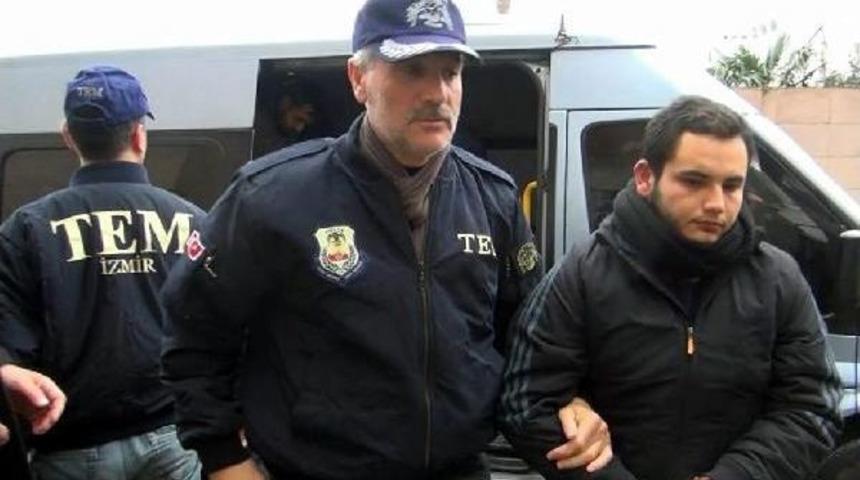 Ege &Uuml;niversitesi'nde Cinayetle Biten &Ouml;ğrenci Kavgasına, Karışan 6 Zanlı Adliyede