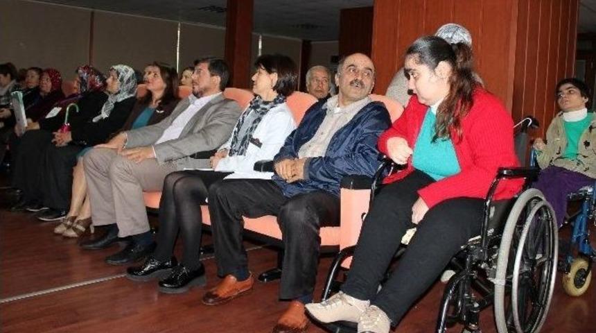 Evde Sağlık Hizmetleri Hastalarına Y&ouml;nelik Eğitim