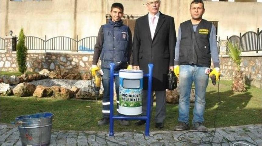 İncirliova&rsquo;da Bank Ve &Ccedil;&ouml;p Kutuları Yenilendi