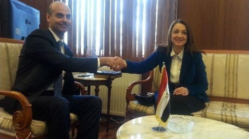 Mısır İle T&uuml;rkiye Arasında Ticaret Anlaşmaları Yapılacak