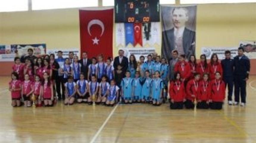 Karaman&rsquo;da Filenin Şampiyonları Belli Oldu