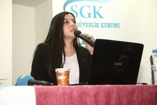 Sgk’dan Öğrencilere ‘kayıt Dışı’ Semineri