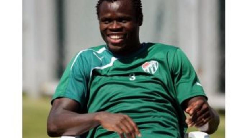 Taiwo&rsquo;ya 350 Bin Lira Para Cezası