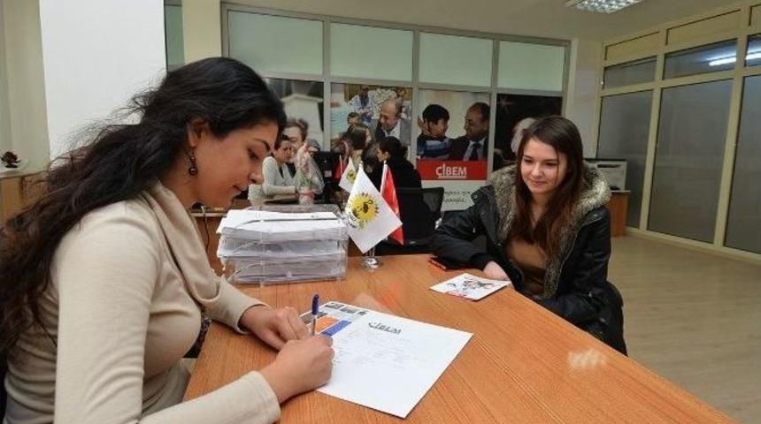 &Ccedil;iğli&rsquo;de Meslek Edindirme Hamlesi