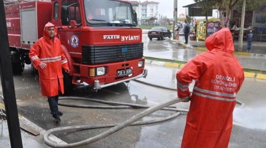 Askerden Hava Değişimine Geldi, Berberi Bı&ccedil;akla &Ouml;ld&uuml;rd&uuml;