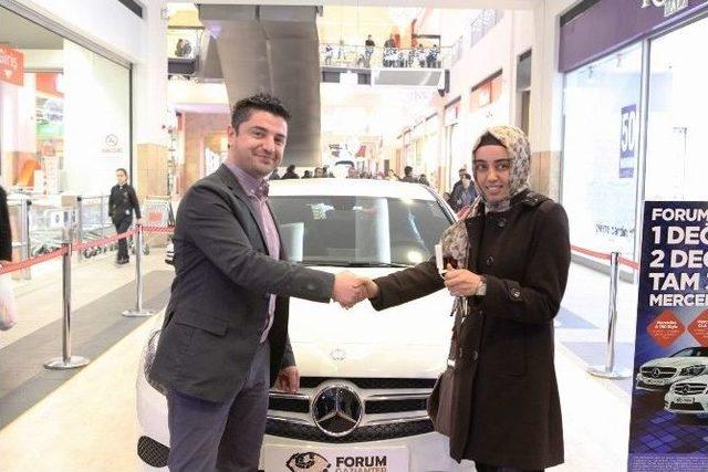 Forum Gaziantep’in Hediyelerinden İlk Mercedes Talihlisini Buldu