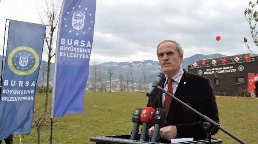 Bursa&rsquo;da B&uuml;y&uuml;kşehirden Kadınlara &Ouml;zel Y&uuml;zme Havuzu