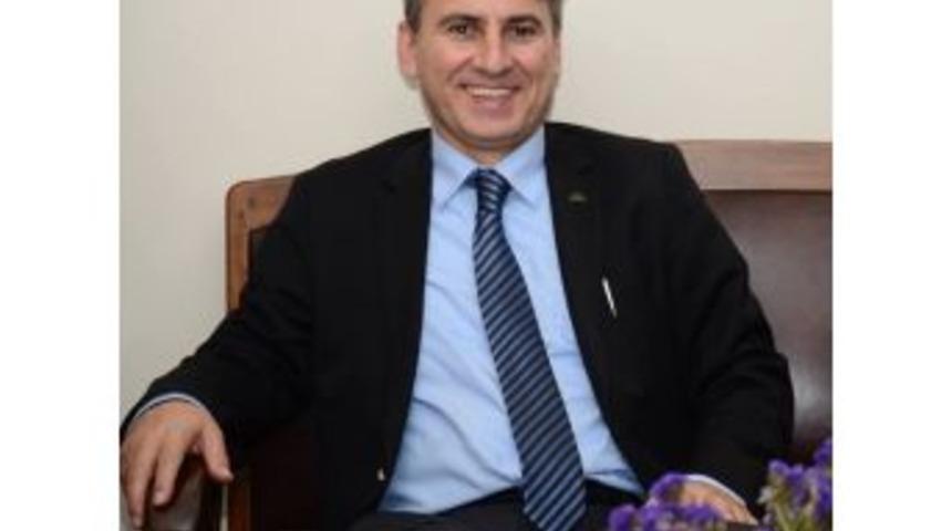 &Ccedil;om&uuml;&rsquo;de Rekt&ouml;r Se&ccedil;imleri