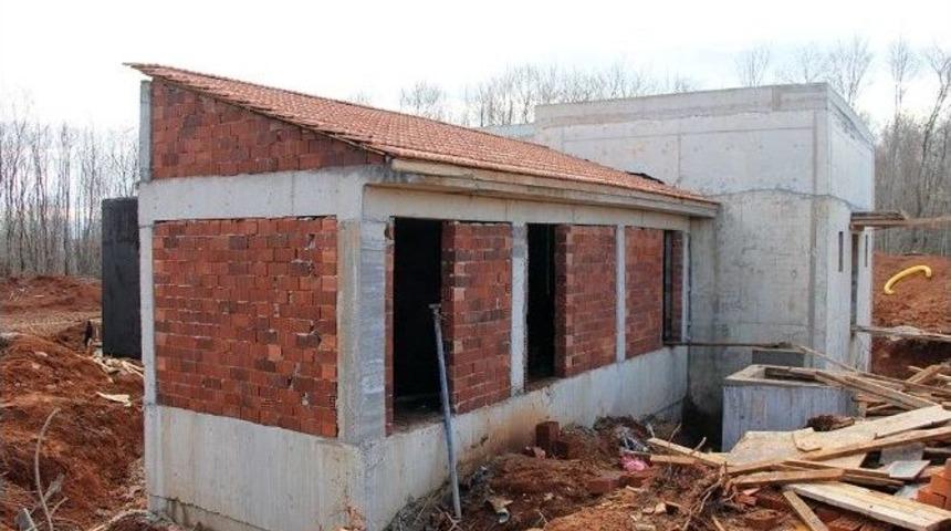 Ferizli Bakırlı Depo Yapım &Ccedil;alışmaları S&uuml;r&uuml;yor