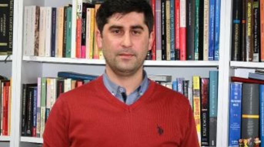 Sa&uuml; Ormer &Uuml;yesi Yeşiltaş: "arap Baharı Suriye&rsquo;de Bitti"