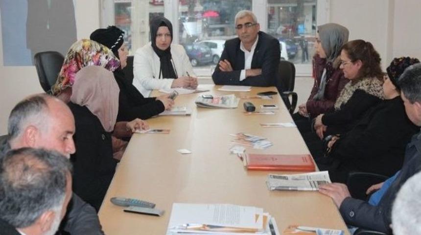 Ak Partili Kurtaran, &rdquo;durmak Yok Yola Devam&rdquo; Diyor