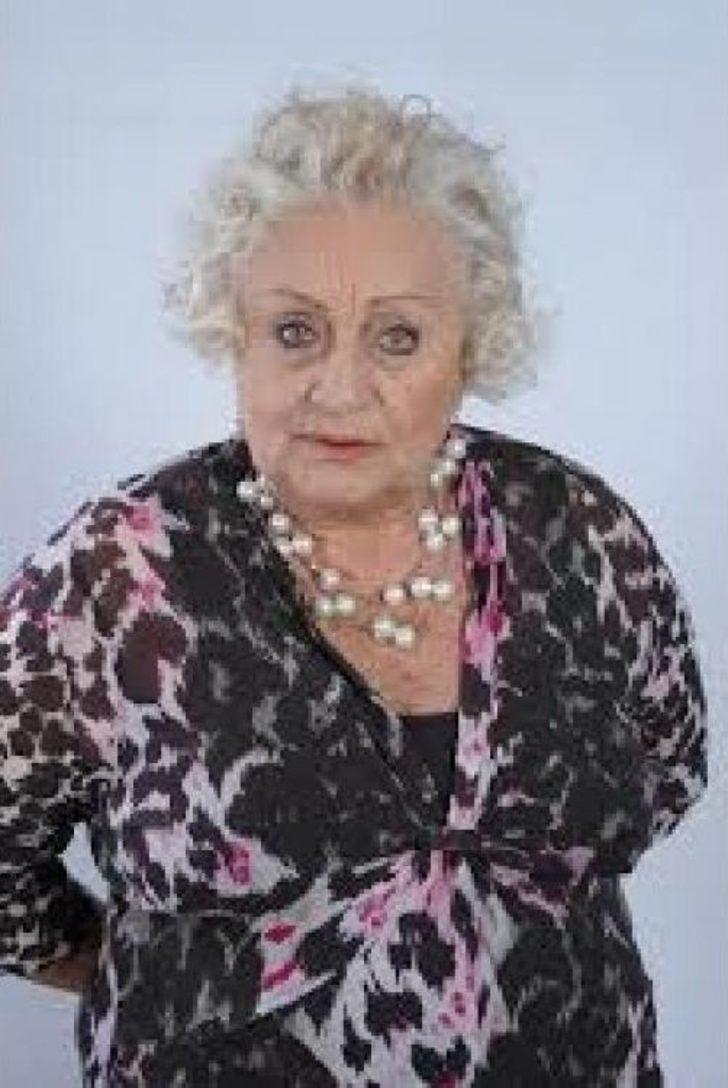 Sanatçı Altan Karındaş Yoğun Bakımda G1