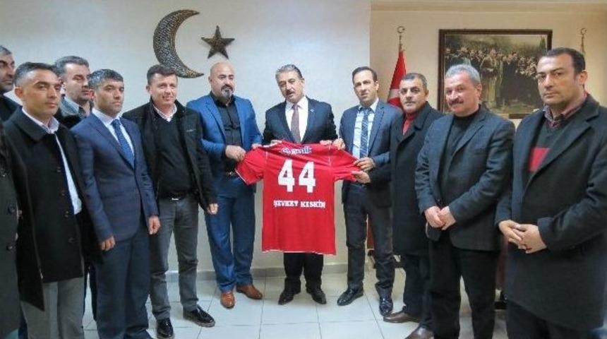 Yeni Malatyaspor Y&ouml;netiminden Mesob Başkanı Şevket Keskin&rsquo;e Ziyaret