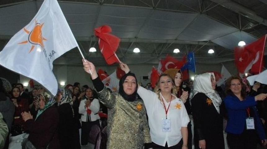 Nurettin Nebati: "uşak&rsquo;ta Kadınların Desteği İle 3-0 Olacak"