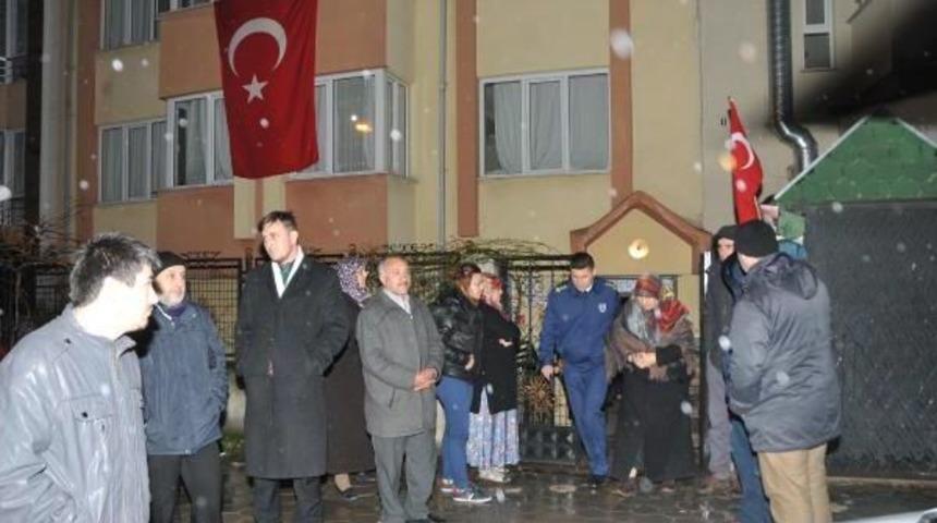 Şehit Binbaşının Eskişehir'deki Babaevi Yasta